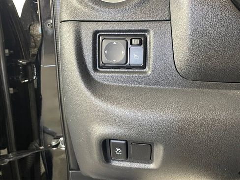 Used 2019 Nissan Versa SV image 15