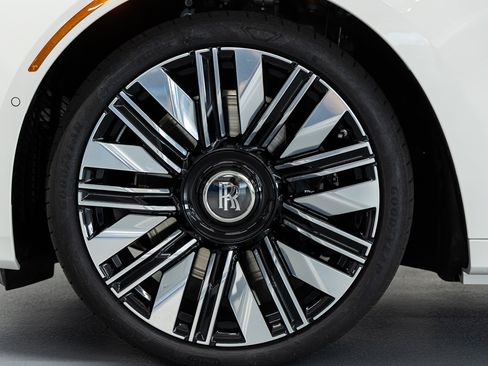 New 2027 Rolls-Royce Ghost Extended Wheelbase AWD/4WD image 23