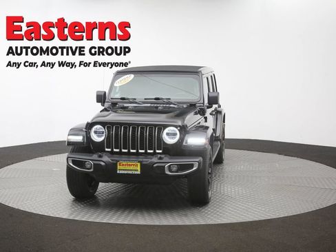 Used 2022 Jeep Wrangler Unlimited Sahara w/ Cold Weather Group AWD/4WD image 54
