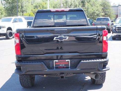 Used 2024 Chevrolet Silverado 3500 LTZ w/ LTZ Plus Package AWD/4WD image 6