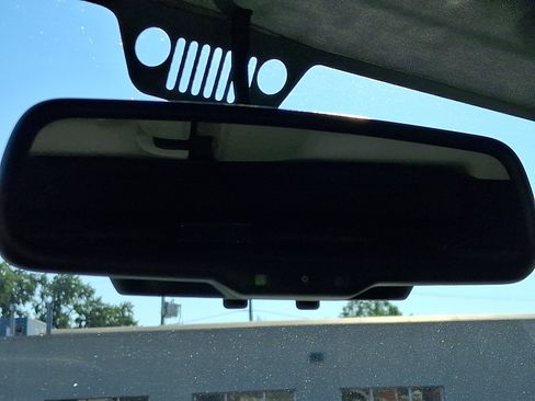 Used 2016 Jeep Wrangler Unlimited Sport w/ Quick Order Package 23S AWD/4WD image 19