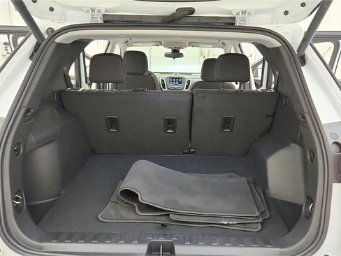 Used 2024 Chevrolet Equinox LT image 19