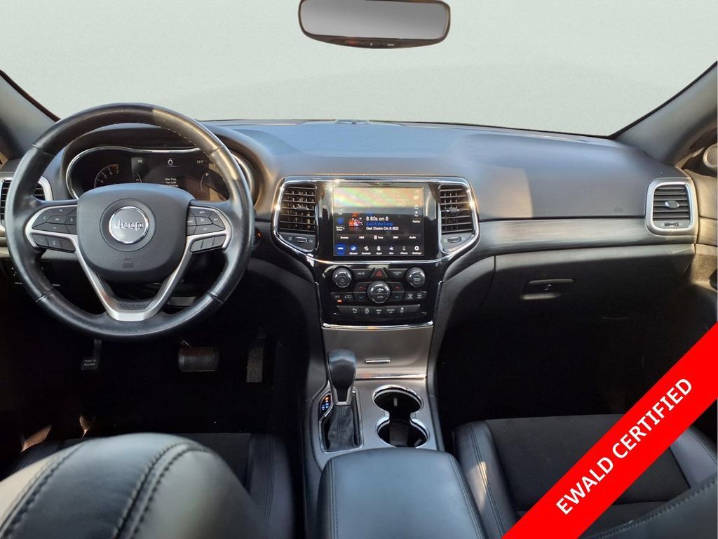 Used 2021 Jeep Grand Cherokee Altitude AWD/4WD image 10