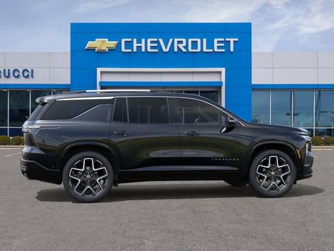 New 2026 Chevrolet Traverse High Country image 5