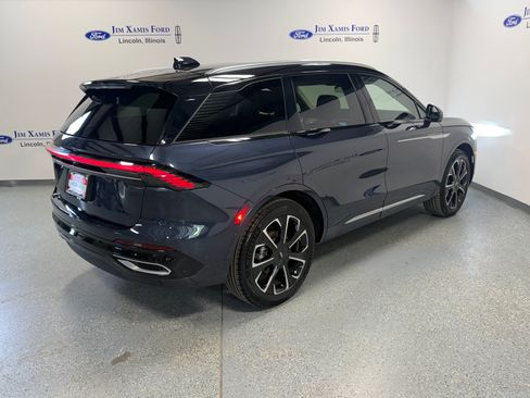 Used 2024 Lincoln Nautilus Reserve w/ Equipment Group 203A AWD/4WD image 36