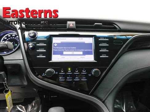 Used 2019 Toyota Camry LE image 12