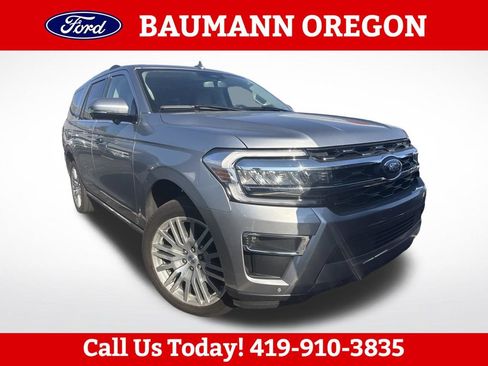 Used 2023 Ford Expedition Limited AWD/4WD image 1