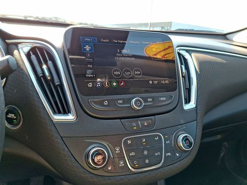 Used 2021 Chevrolet Malibu LT FWD image 14