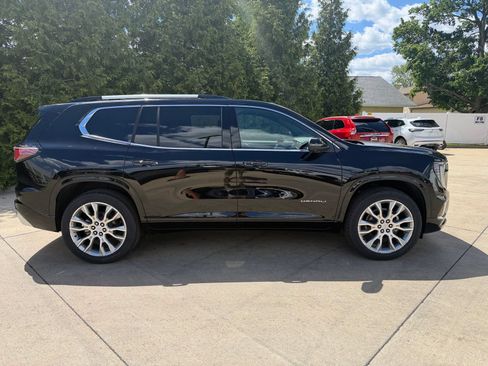 New 2026 GMC Acadia Denali w/ Super Cruise Package AWD/4WD image 15