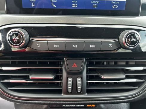 Certified 2023 Ford Escape Active AWD/4WD image 12