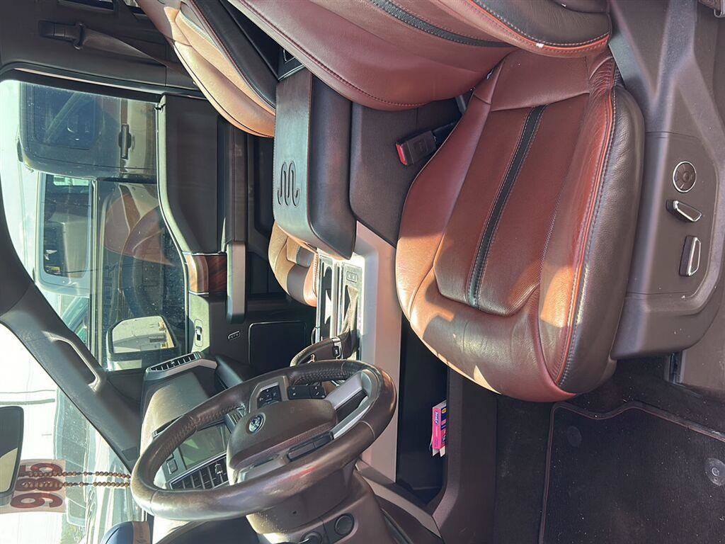 Used 2019 Ford F150 King Ranch w/ Equipment Group 601A Luxury AWD/4WD image 5