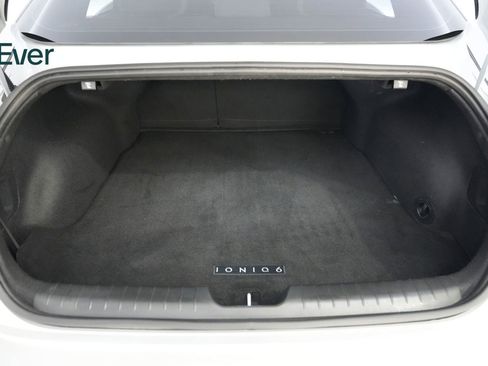Used 2025 Hyundai Ioniq 6 SEL RWD image 8