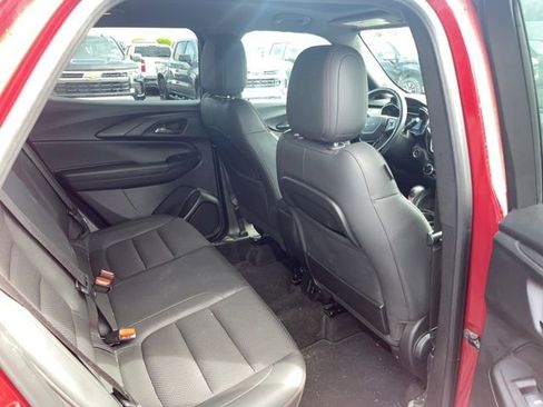 Used 2021 Chevrolet TrailBlazer RS w/ Sun and Liftgate Package AWD/4WD image 12