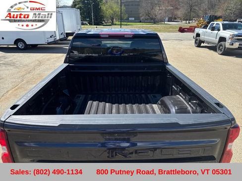 Used 2024 Chevrolet Silverado 1500 RST w/ Z71 Off-Road Package AWD/4WD image 29