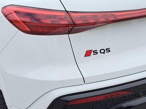 New 2026 Audi SQ5 Premium Plus AWD/4WD image 36