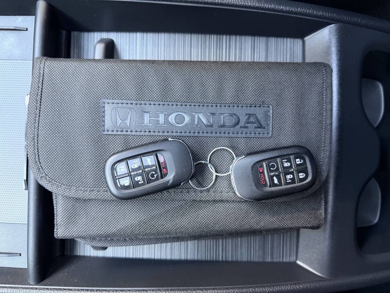 Used 2025 Honda Odyssey Sport-L image 30