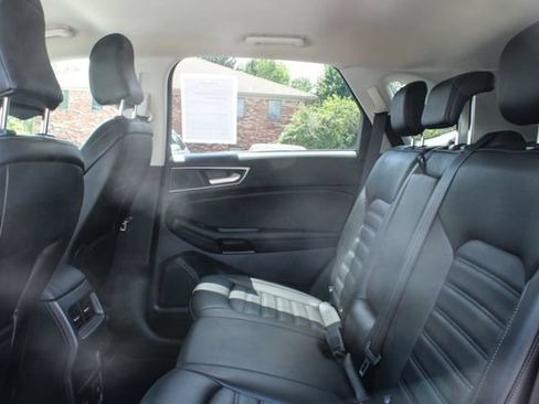 Used 2022 Ford Edge SEL w/ Convenience Package AWD/4WD image 32