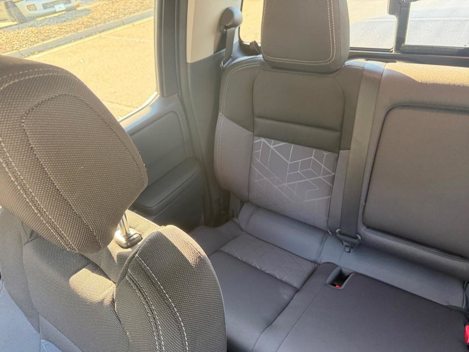 Used 2025 Nissan Frontier SV w/ SV Convenience Package RWD image 29