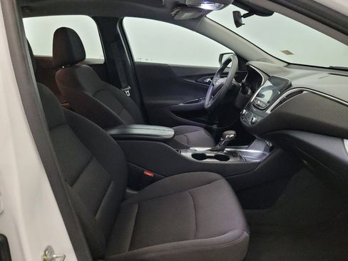 Used 2022 Chevrolet Malibu LT FWD image 21