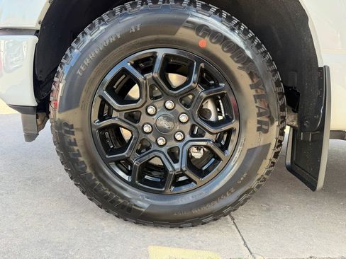 Used 2024 Ford F150 XLT w/ Equipment Group 302A MID AWD/4WD image 43