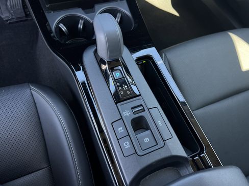 Used 2023 Toyota Prius XLE image 24