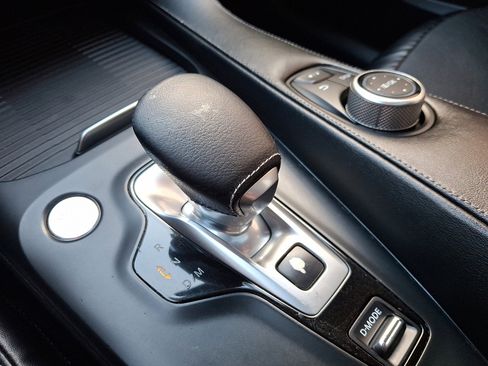 Certified 2023 INFINITI QX55 Luxe w/ Cargo Package image 15