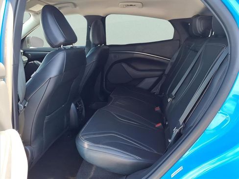 Used 2023 Ford Mustang Mach-E Premium image 17