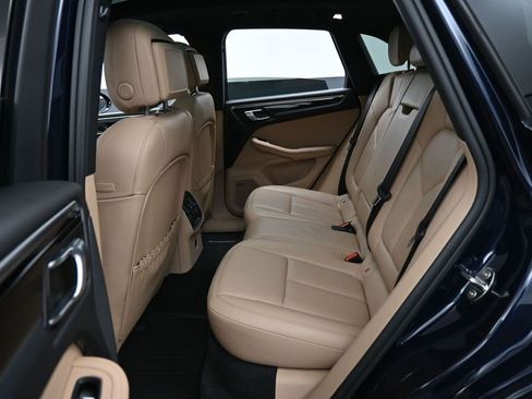 Certified 2023 Porsche Macan Turbo image 24