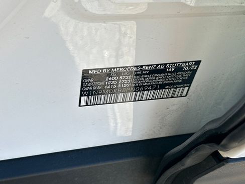 Certified 2023 Mercedes-Benz EQB 300 4MATIC image 31