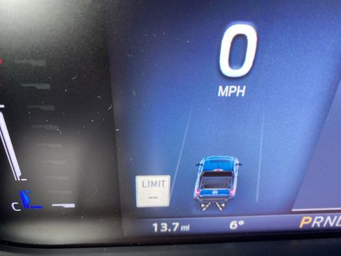 New 2026 Ford Maverick Lariat image 6