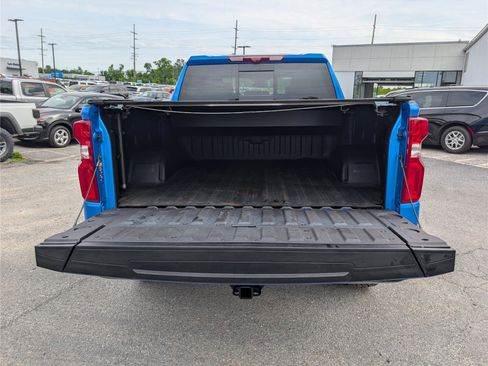 Used 2025 Chevrolet Silverado 1500 ZR2 w/ Technology Package AWD/4WD image 14