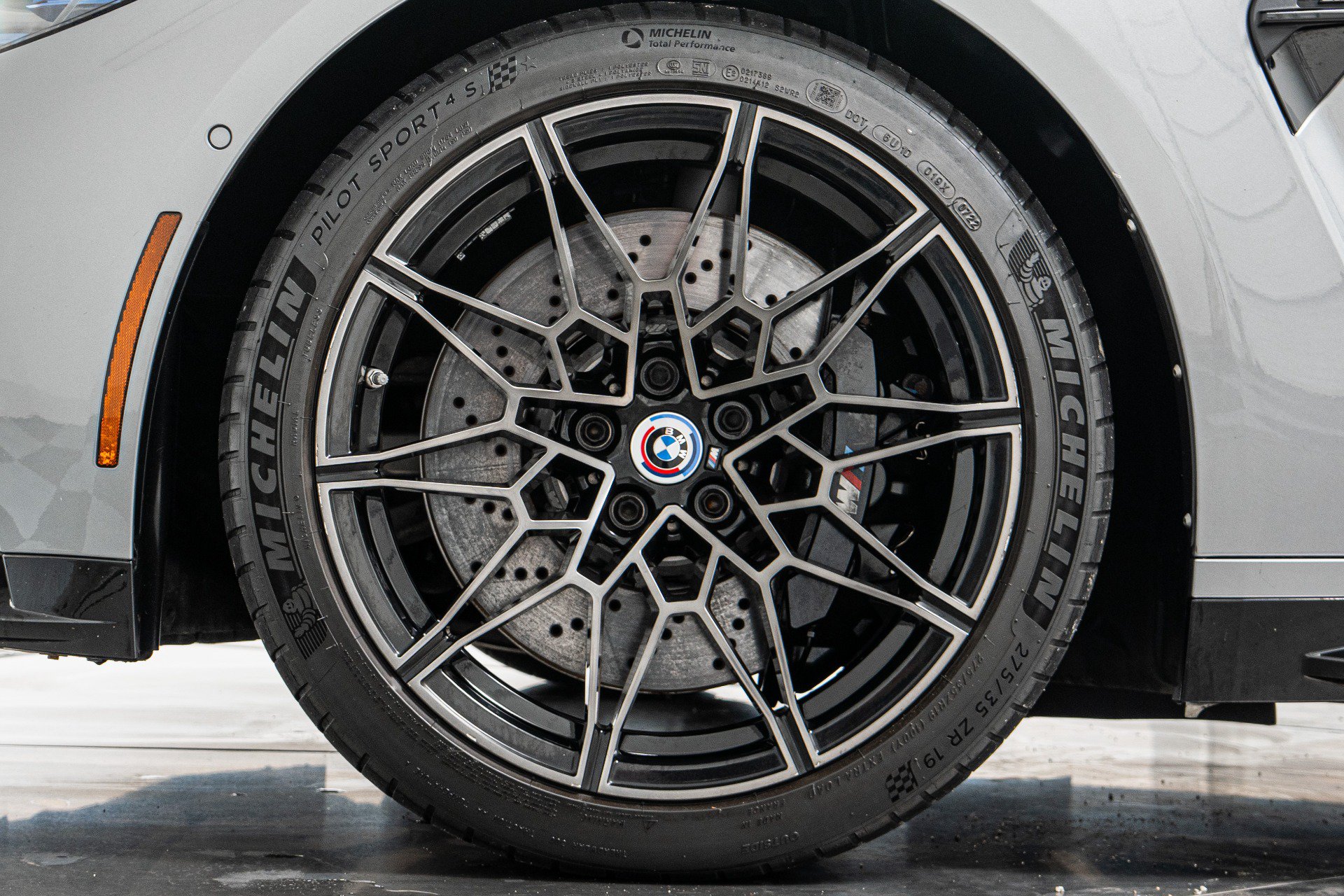 Used 2022 BMW M4 Competition w/ Executive Package RWD image 10