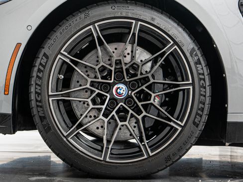 Used 2022 BMW M4 Competition w/ Executive Package RWD image 10