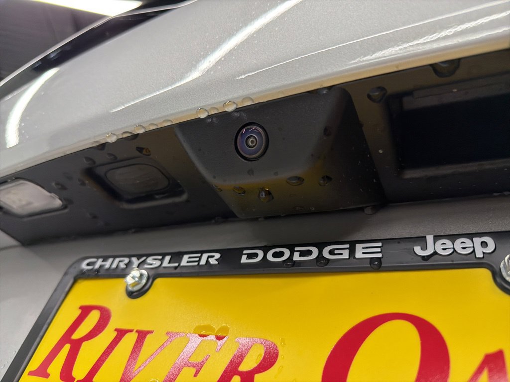 New 2026 Jeep Grand Cherokee Laredo RWD image 7
