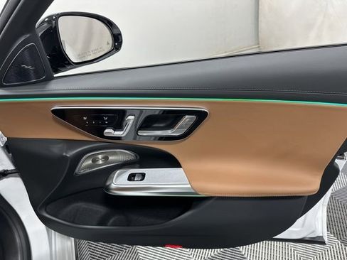 Used 2026 Mercedes-Benz E 450 4MATIC Sedan image 35