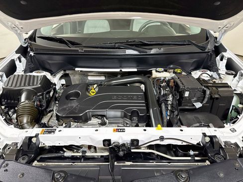 Used 2024 Chevrolet Equinox LS w/ LS Convenience Package FWD image 26