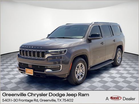 Used 2024 Jeep Wagoneer 2WD image 1