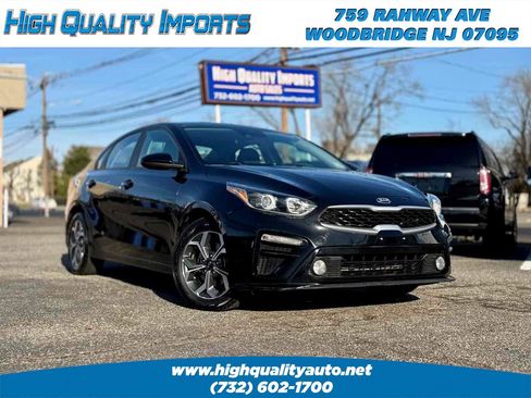 Used 2021 Kia Forte LXS image 1