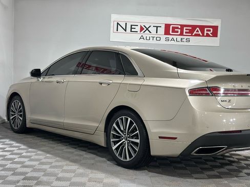 Used 2017 Lincoln MKZ Premiere image 8