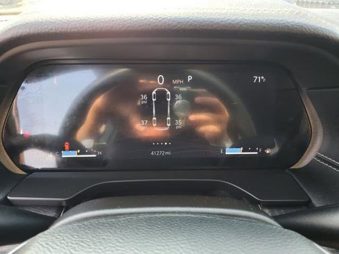 Used 2022 Jeep Grand Cherokee Limited image 10