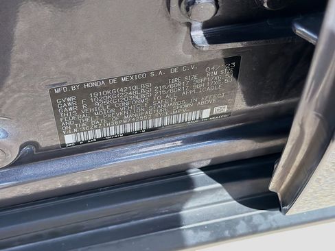 Certified 2023 Honda HR-V LX image 36