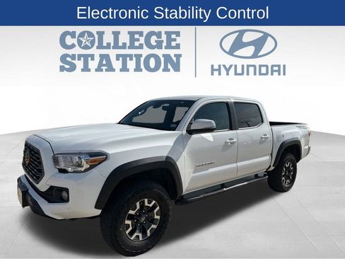 Used 2023 Toyota Tacoma TRD Off-Road image 10