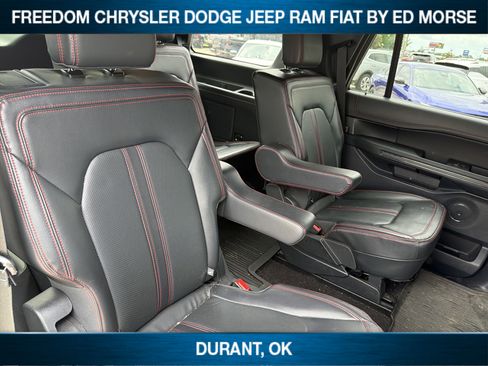 Used 2022 Ford Expedition Limited RWD image 9