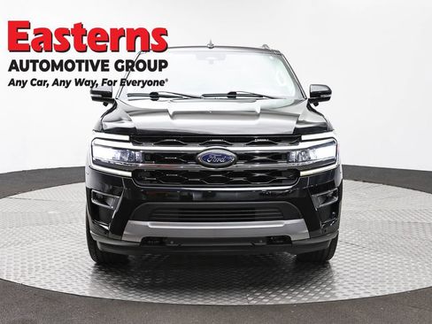 Used 2023 Ford Expedition Max Limited AWD/4WD image 2