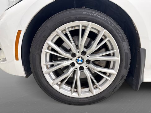 Used 2023 BMW 330i xDrive Sedan w/ Convenience Package AWD/4WD image 22
