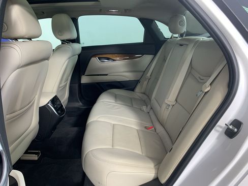Used 2018 Cadillac XTS Luxury FWD image 30