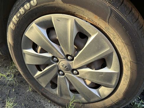 Used 2018 Kia Rio LX image 8