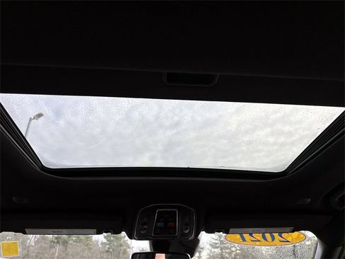 Used 2021 Jeep Grand Cherokee L Laredo image 14