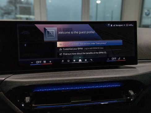 Used 2025 BMW 430i xDrive Coupe w/ M Sport Package image 27