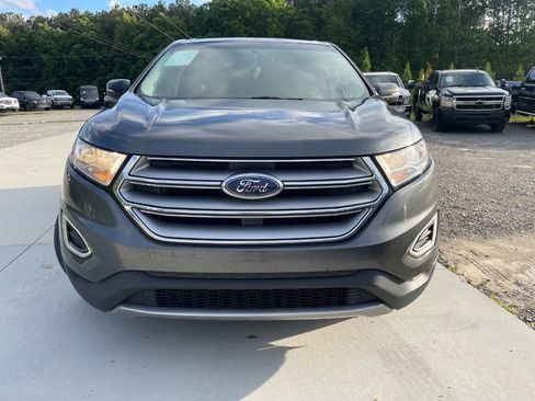 Used 2017 Ford Edge Titanium FWD image 6